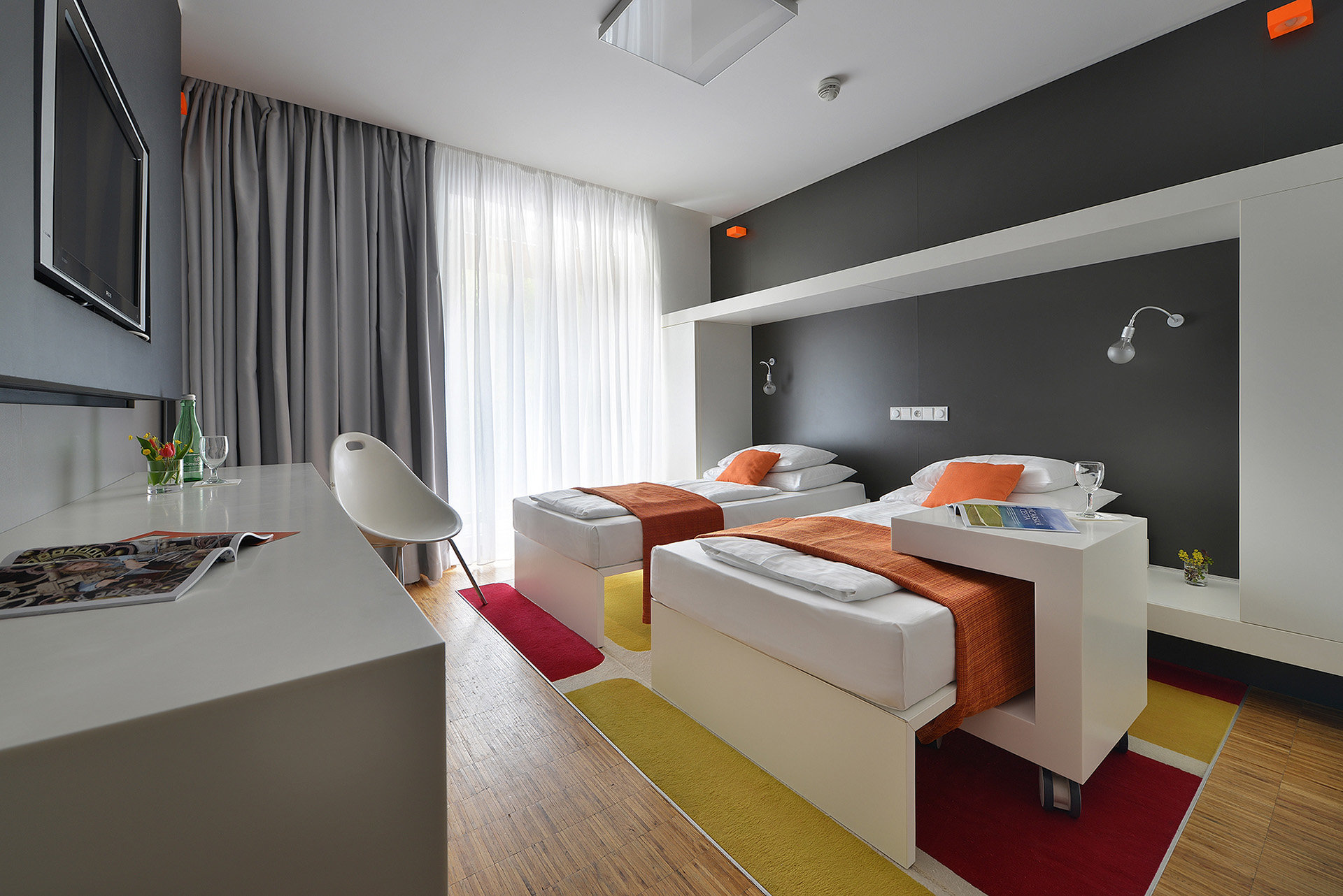 Omnia Hotel Relax & Wellness - Pokój Dwuosobowy typu Superior z dodatkowym łóżkiem i balkonem 1